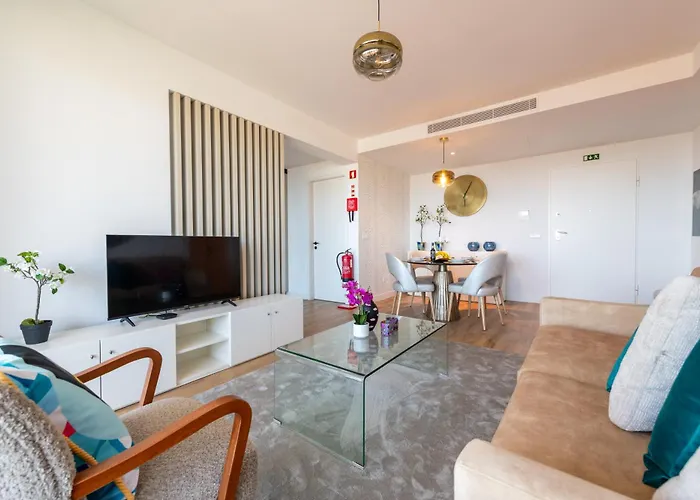 Daire The King By Sam